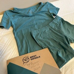 Kyte Baby Short Sleeve PJs 18-24 EUC in Cove